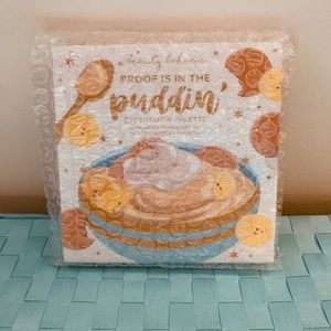 Fabfitfun 2020 Proof is in Pudding eyeshadow